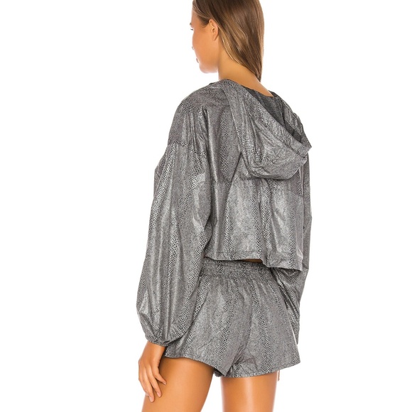 NWOT Free People Movement Diamond Back Reflective Crop Jacket - Picture 3 of 14